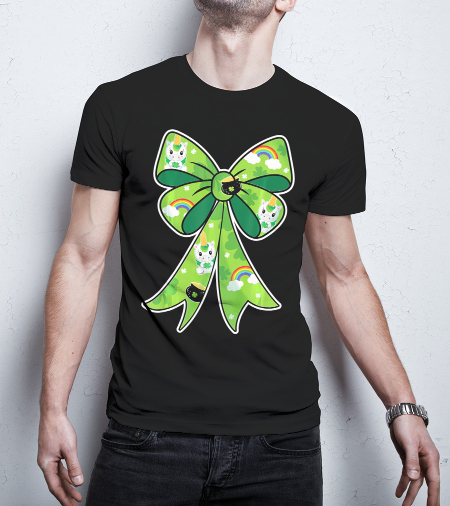 Girls St Patrick's Day Unicorn Bow With Rainbows And Shamrocks T-Shirt