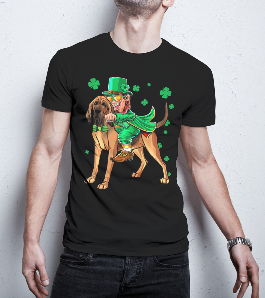 Leprechaun Riding Bloodhound Shamrock St. Patrick's Day T-Shirt