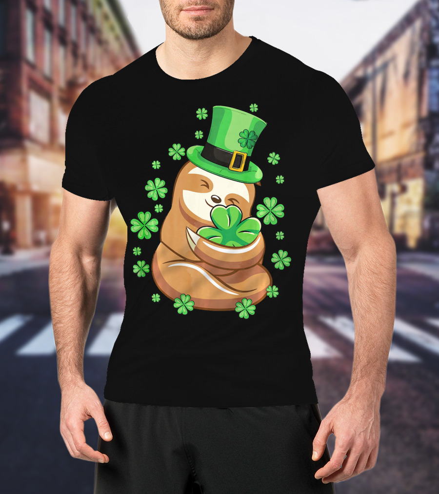 Lucky Sloth St Patricks Day Leprechaun With Shamrocks And Green Hat T-Shirt