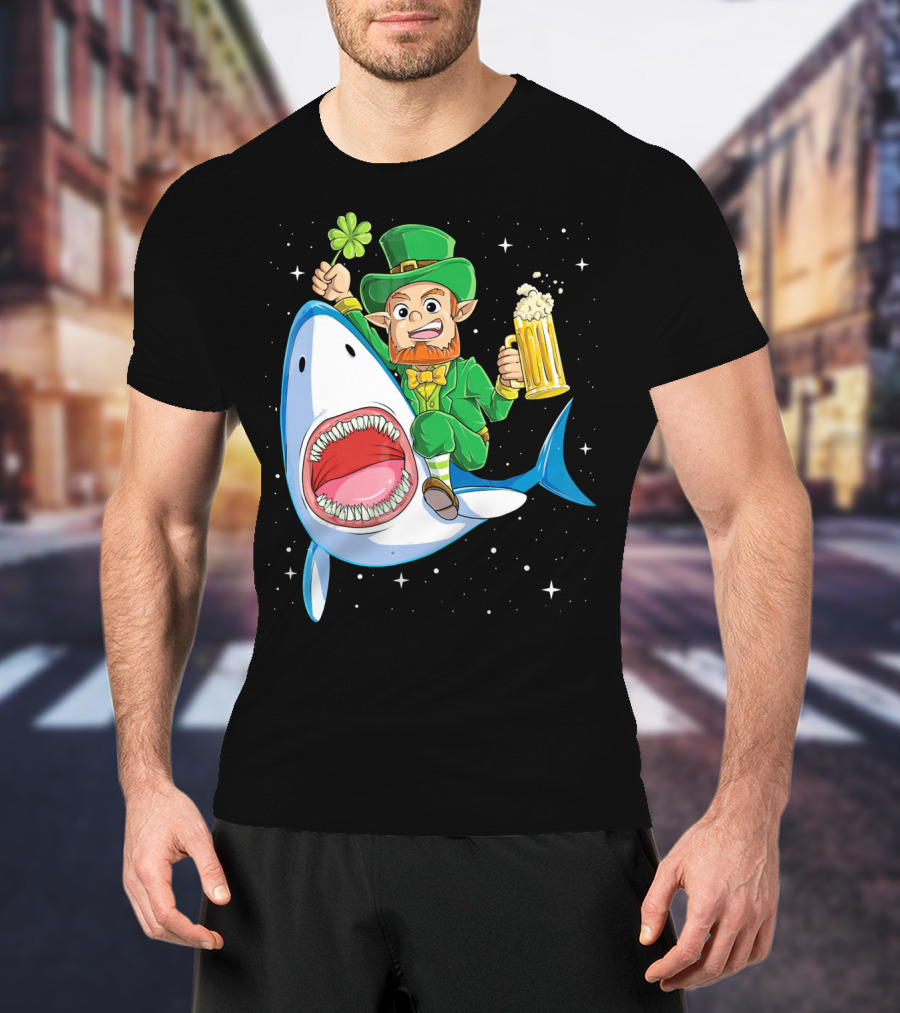 St Patricks Day Leprechaun Riding Shark With Beer Stein And Shamrock T-Shirt