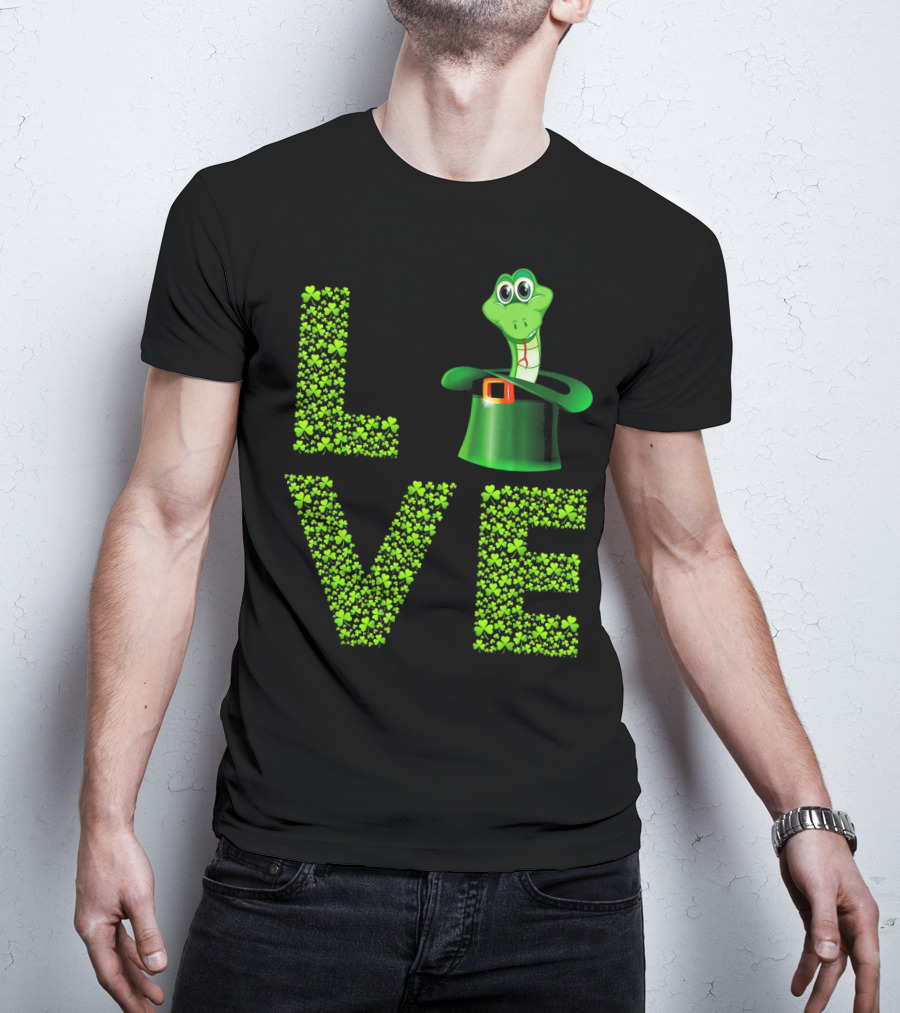 Love Snake St Patricks Day Shamrock Hat T-Shirt