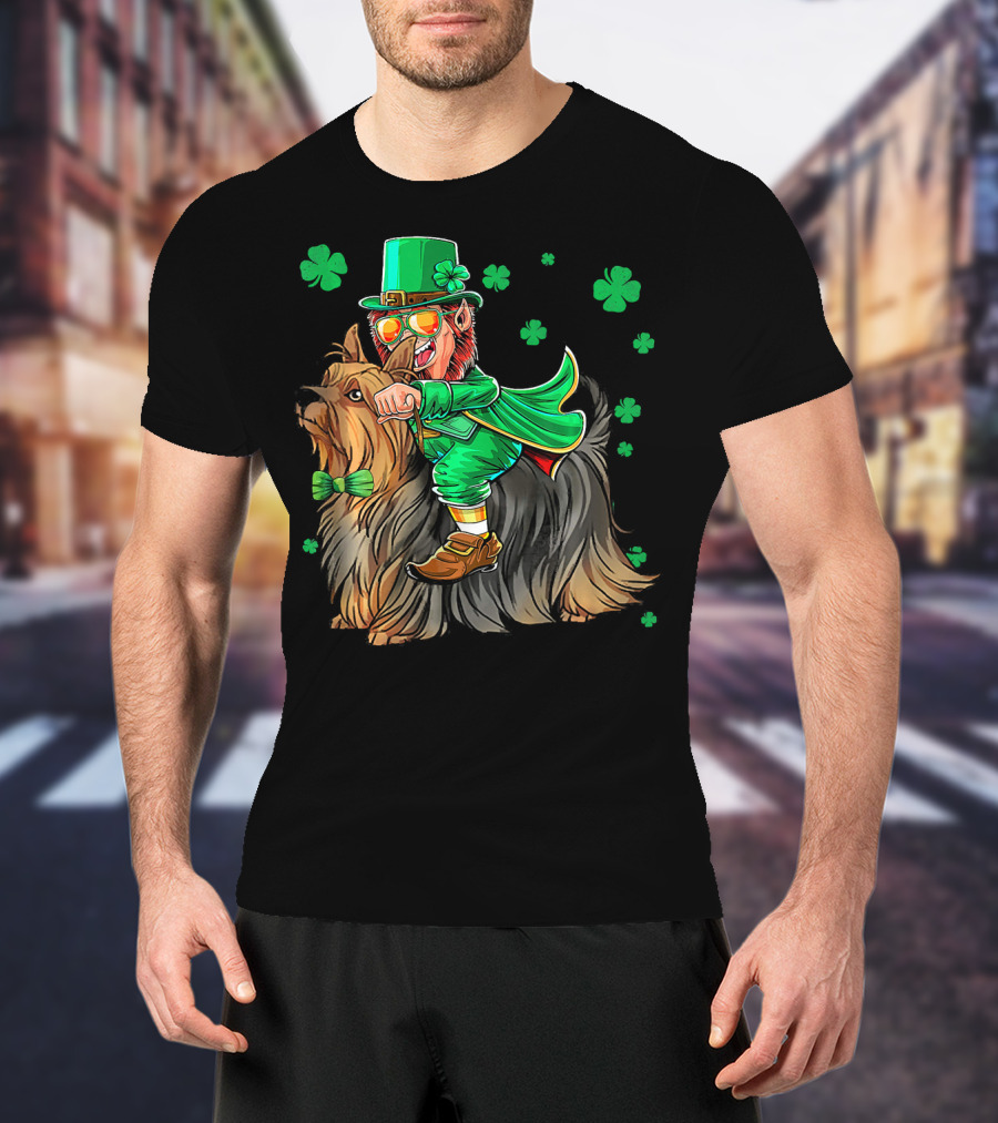 Leprechaun Riding Silky Terrier Shamrock St Patrick's Day T-Shirt