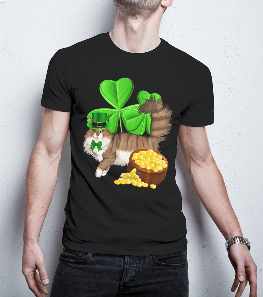 Norwegian Forest Cat Shamrock Gold T-Shirt