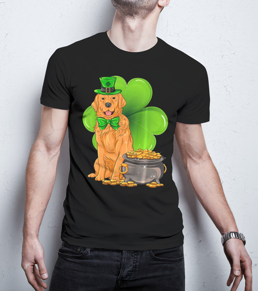 Golden Retriever St Patricks Day Leprechaun With Shamrock And Pot Of Gold T-Shirt