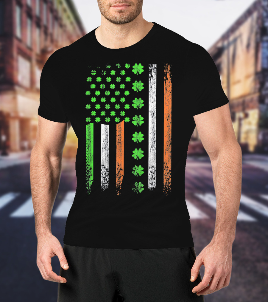 St Patricks Day US Flag With Shamrocks And Irish Colors T-Shirt