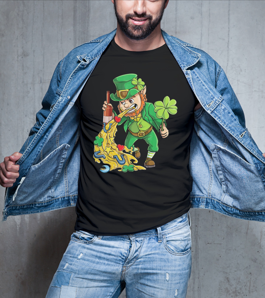 St Patricks Day Leprechaun Pouring Shamrocks Hearts Horseshoes And Stars T-Shirt