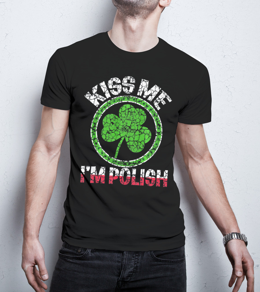 Kiss Me I'm Polish Clover Circle Crackle Texture T-Shirt
