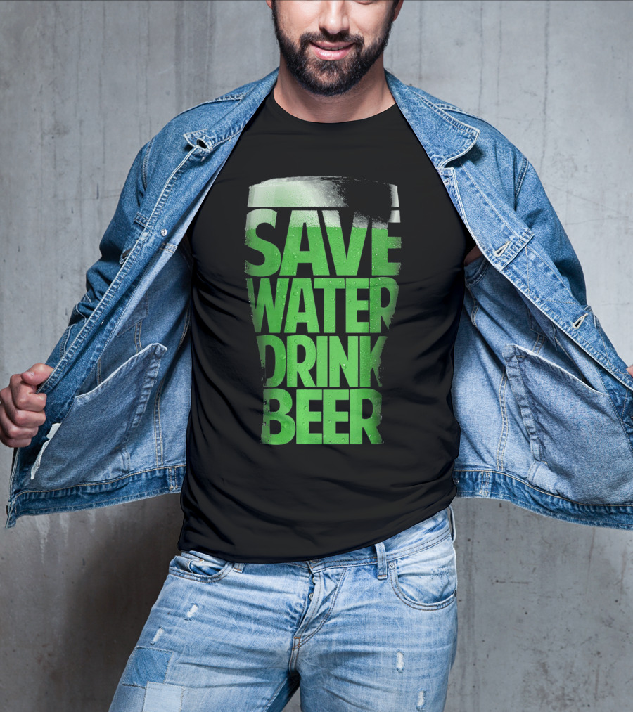 Save Water Drink Beer Funny St Pat Saint Patrick's Day Green Beer Glass T-Shirt