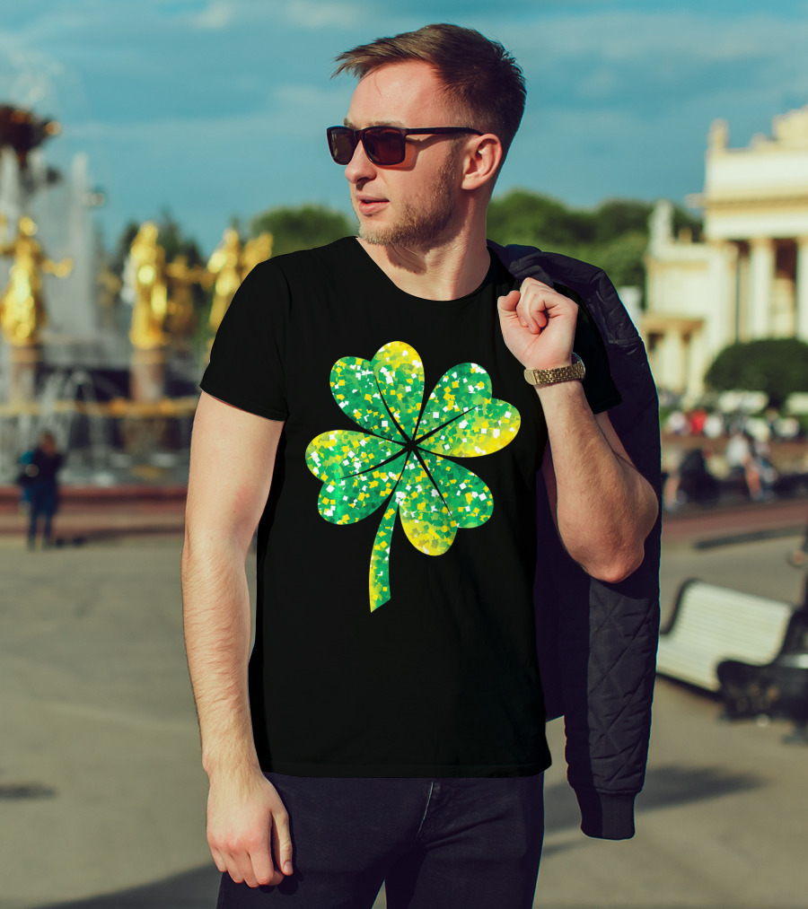 St Patricks Day Green Shamrock 4 Leaf Pattern College T-Shirt