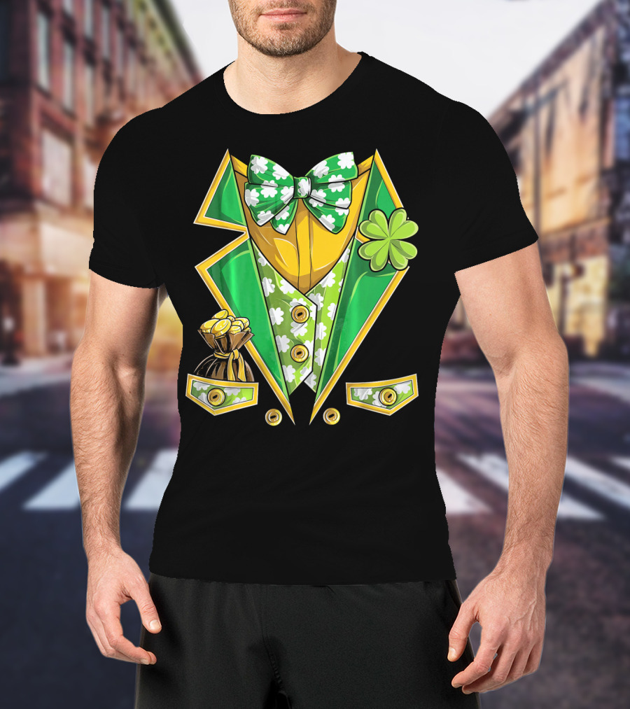 Leprechaun Costume St Patricks Green Suit With Shamrocks And Gold Coins T-Shirt