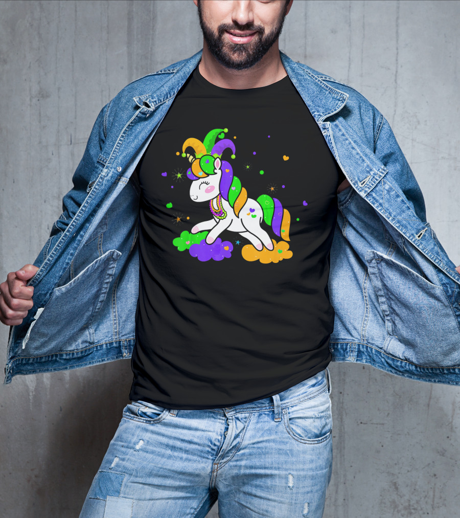Unicorn Mardi Gras Party Rainbow Mask Beads T-Shirt