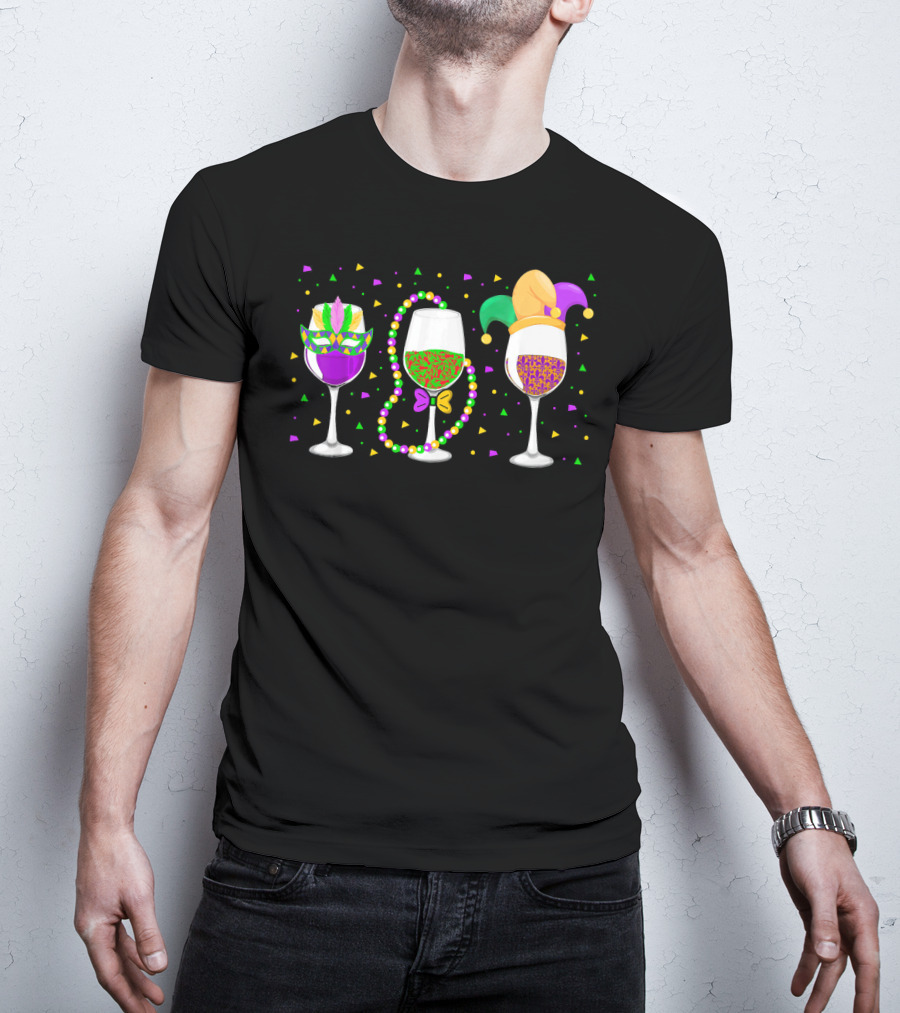 Pour Me Something Mister Funny Mardi Gras Wine Glasses Jester Beads Mask T-Shirt