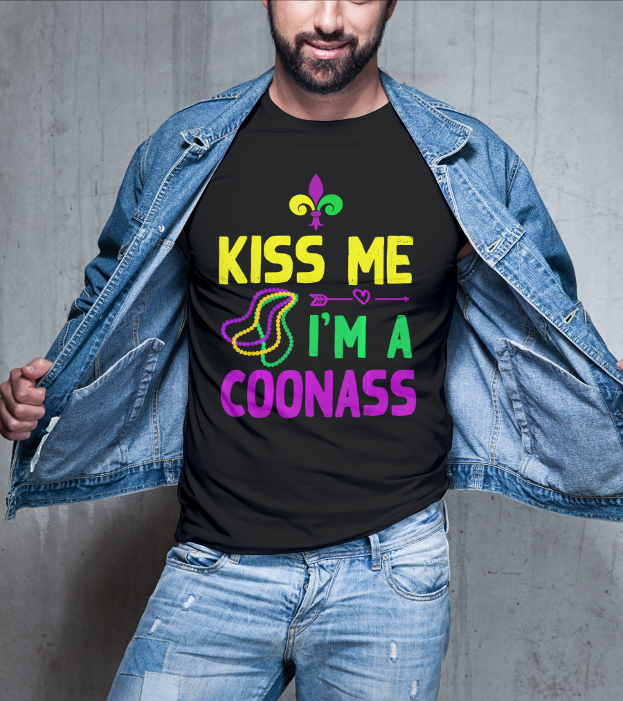 Kiss Me I'm A Coonass Mardi Gras Fleur-de-Lis Beads T-Shirt