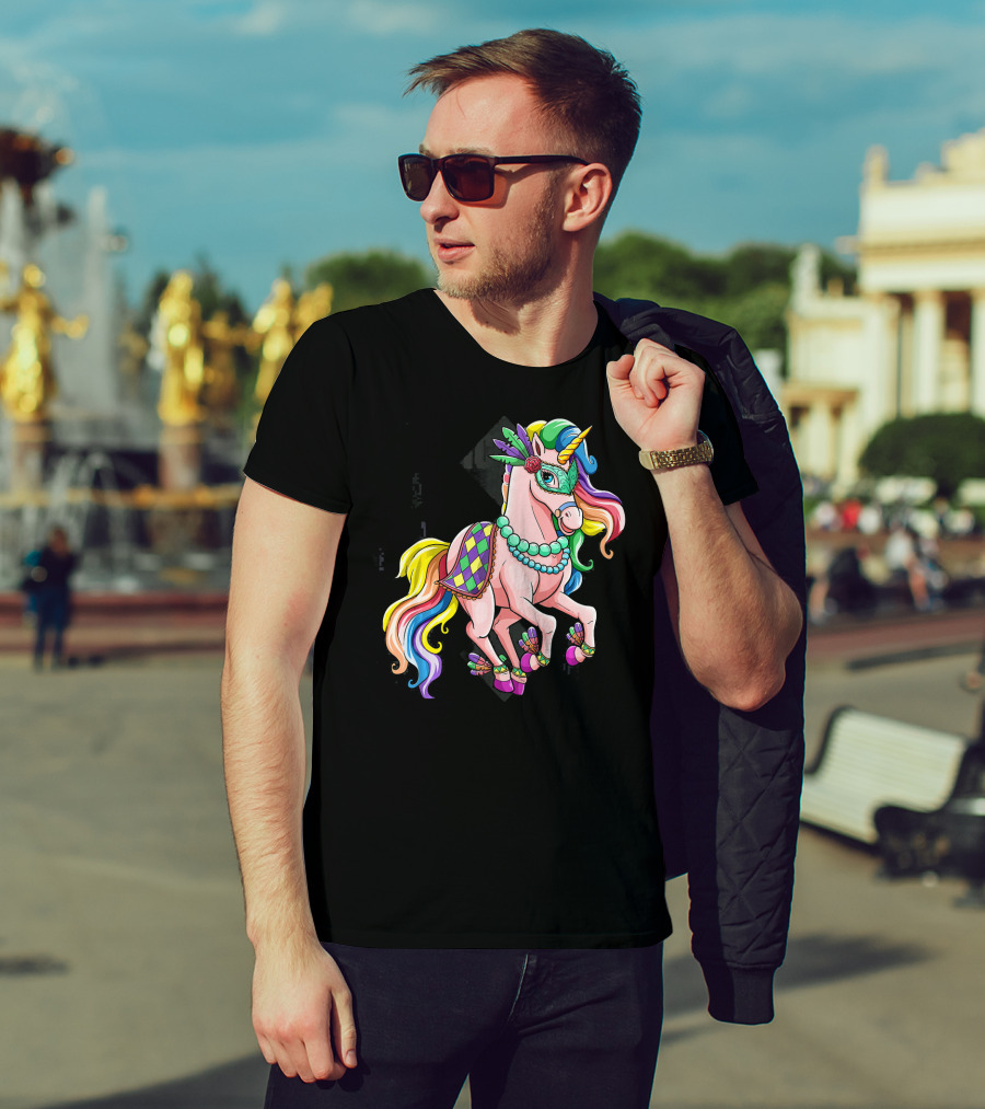Mardi Gras Unicorn New Orleans Beads Mask Colorful Harlequin T-Shirt