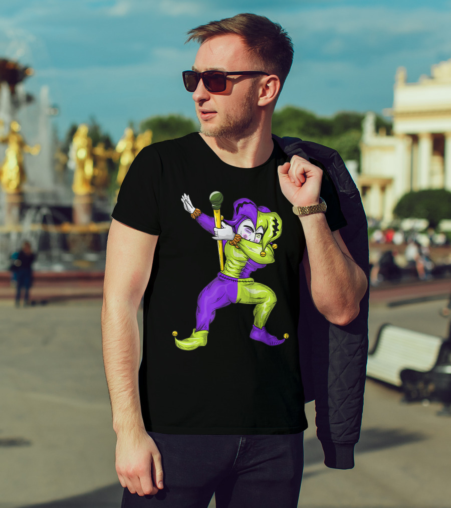 Mardi Gras Dabbing Jester In Purple And Green Carnival T-Shirt