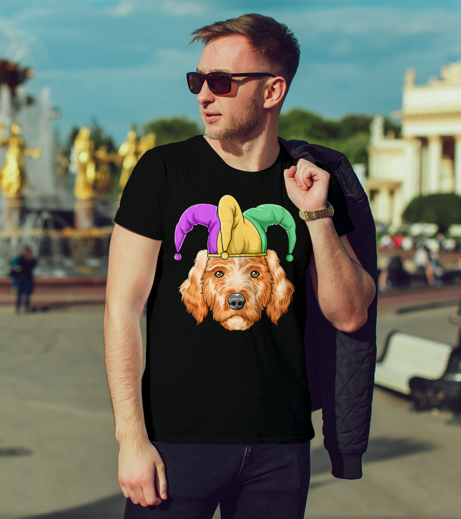 Mardi Gras Goldendoodle Jester Hat Carnival Dog Gol T-Shirt