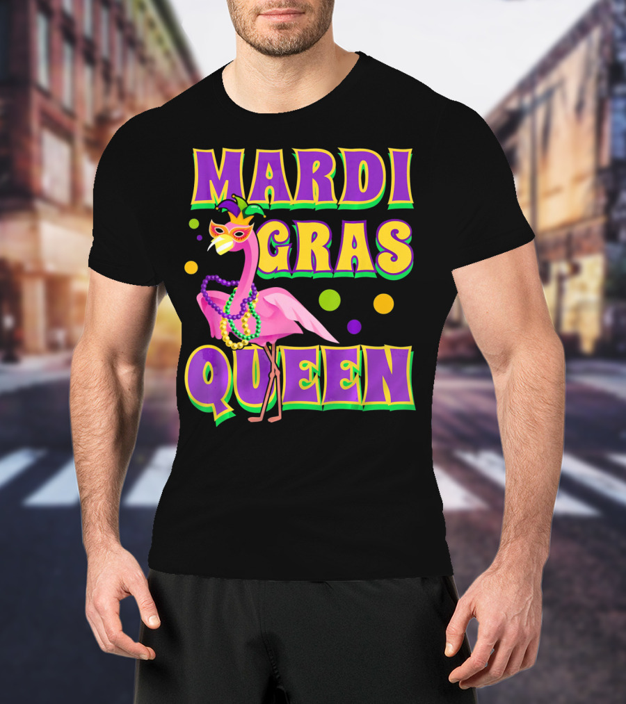 Mardi Gras Queen Fabulous Flamingo Beads And Mask T-Shirt