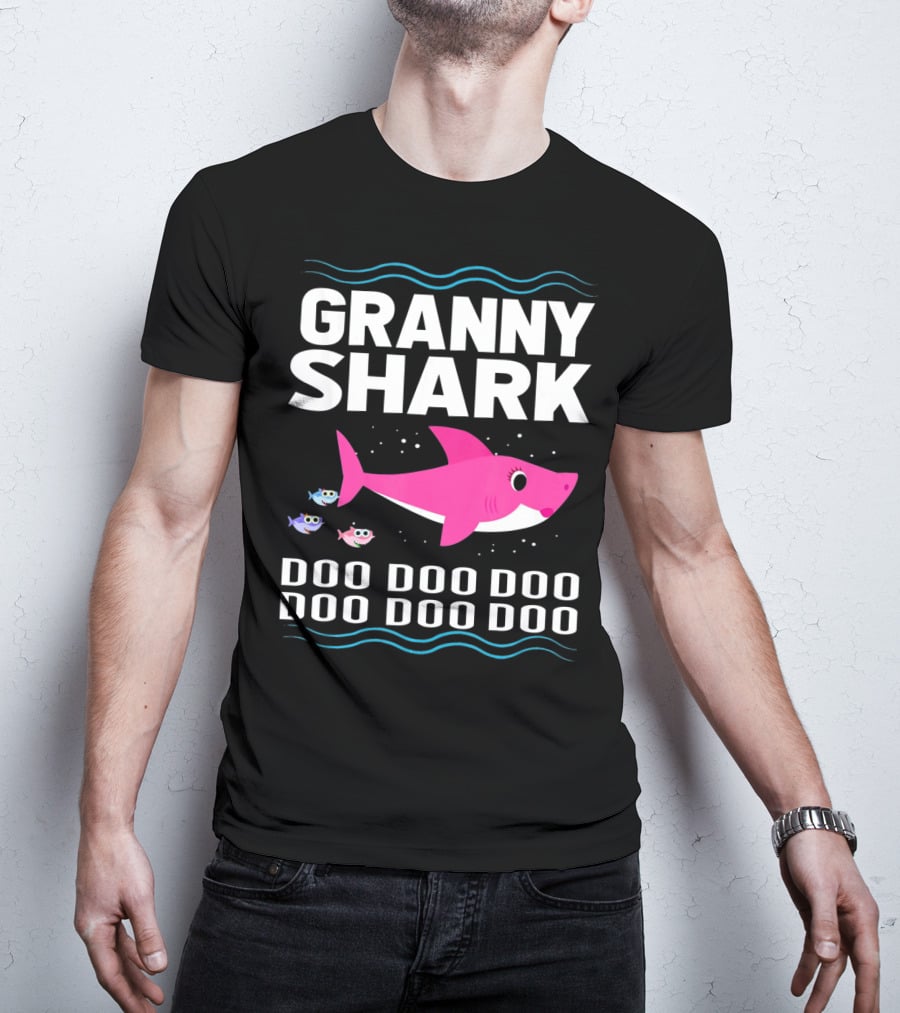 Granny Shark Doo Doo Doo Doo Pink Funny Baby Shark T-Shirt