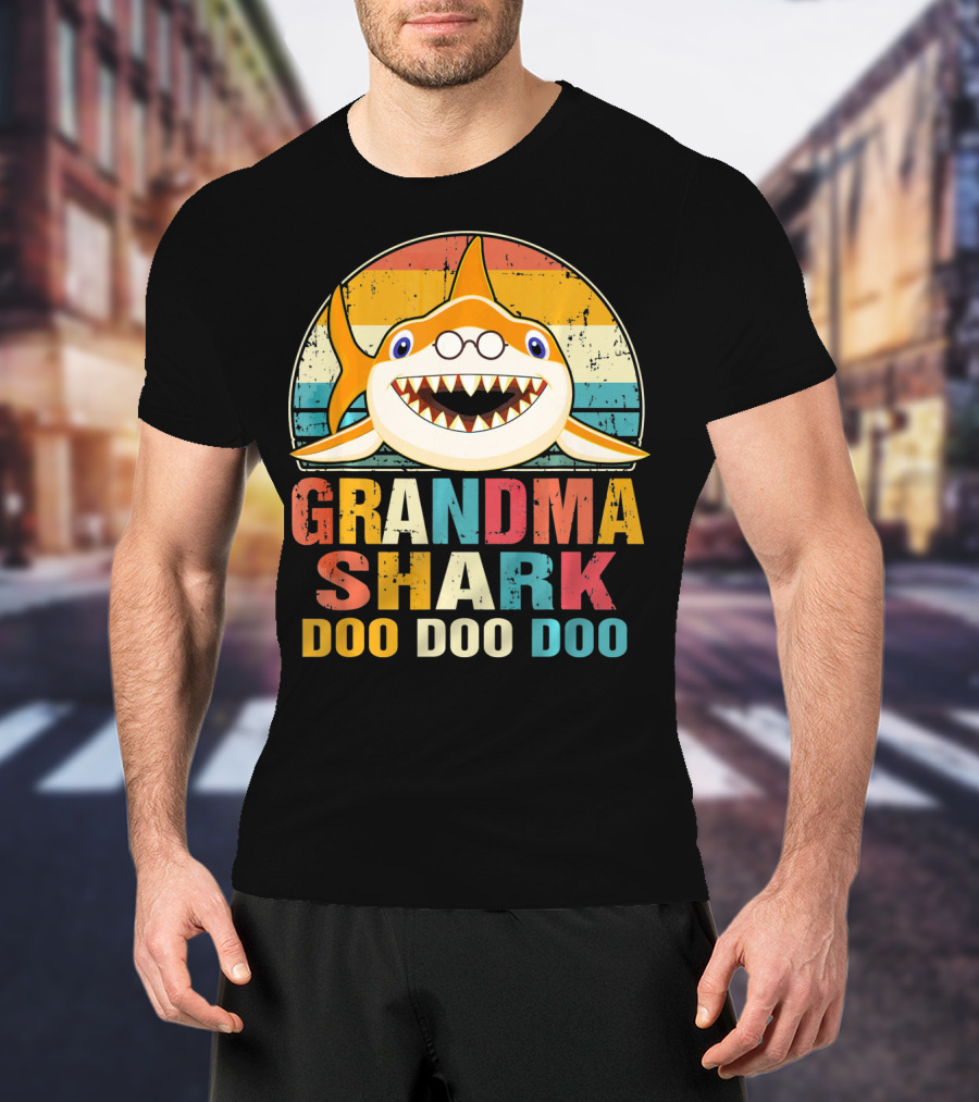 Grandma Shark Doo Doo Doo Retro T-Shirt