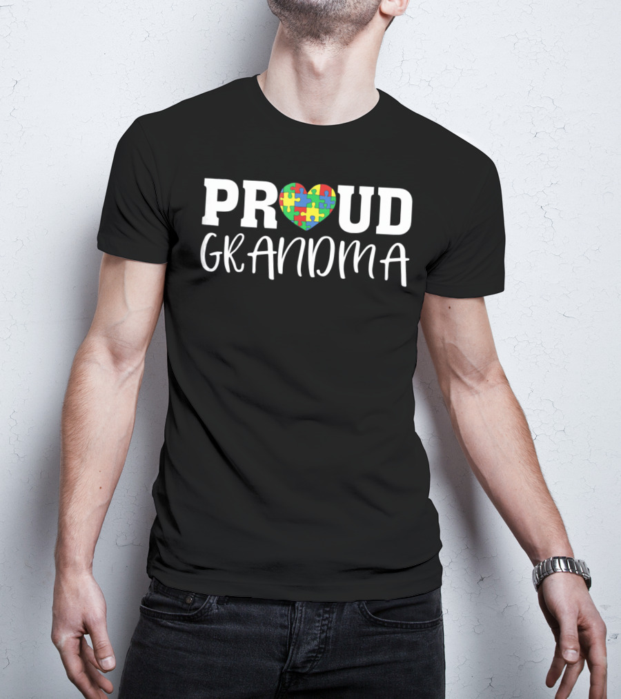 Proud Grandma Puzzle Heart Autism Awareness T-Shirt