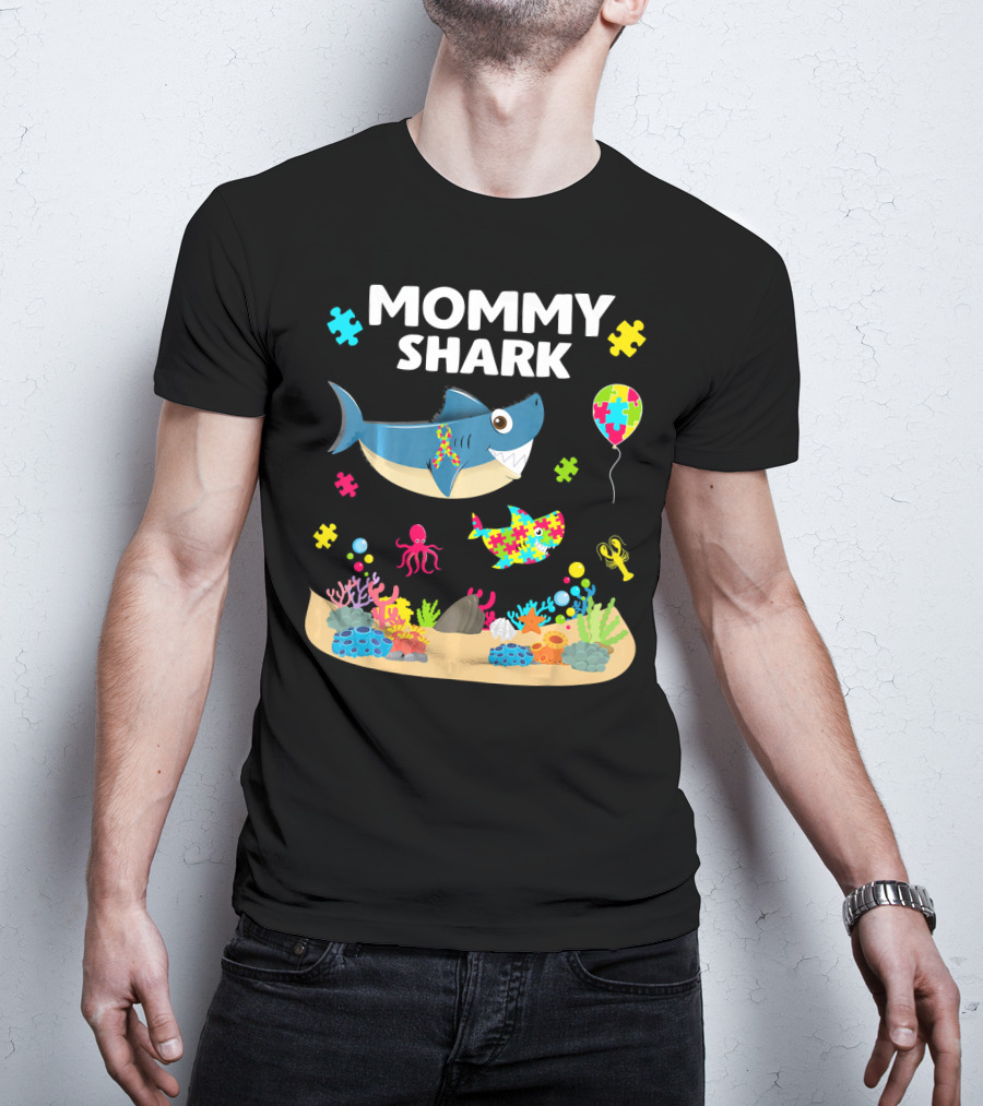 Mommy Shark Funny Autism Awareness Puzzle Pieces Sea Life Balloon T-Shirt