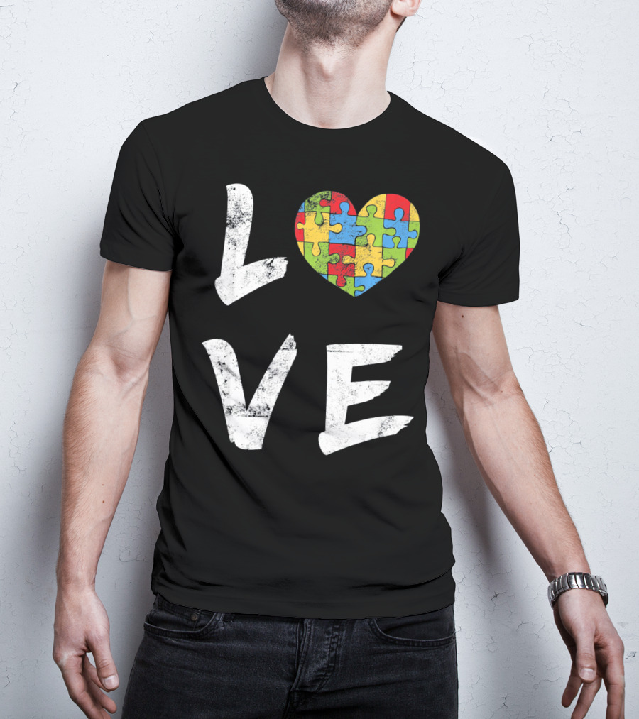 LOVE Autism Mom Puzzle Heart Autism T-Shirt