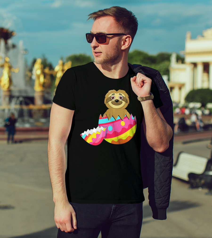 Funny Sloth Easter Egg Decorated Colorful Eggshell T-Shirt