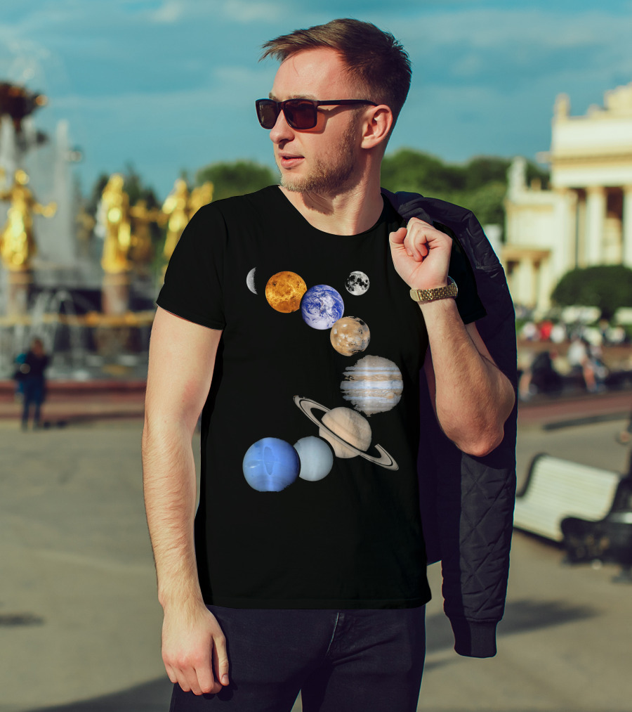 Planet Solar System Earth Moon Sun Mars Jupiter Saturn Neptune Uranus T-Shirt