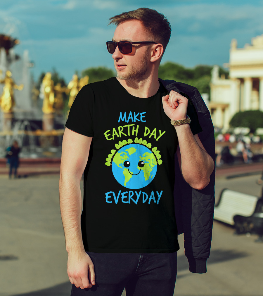 MAKE EARTH DAY EVERYDAY Cute Smiling Earth Cartoon With Green Tree Garland T-Shirt