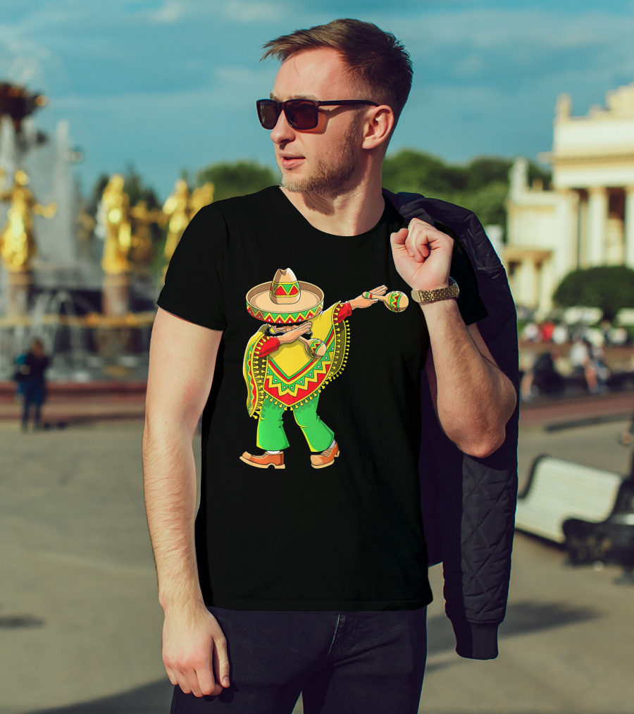 Dabbing Sombrero And Poncho With Maracas Fun T-Shirt