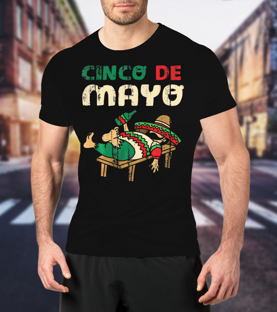 Cinco De Mayo Festive Celebration Sombrero And Poncho T-Shirt