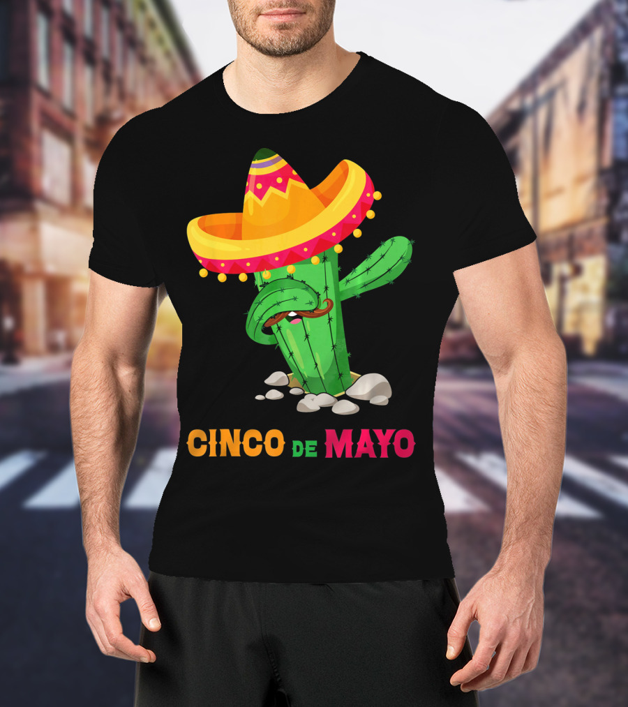Cinco De Mayo Dabbing Cactus Sombrero T-Shirt