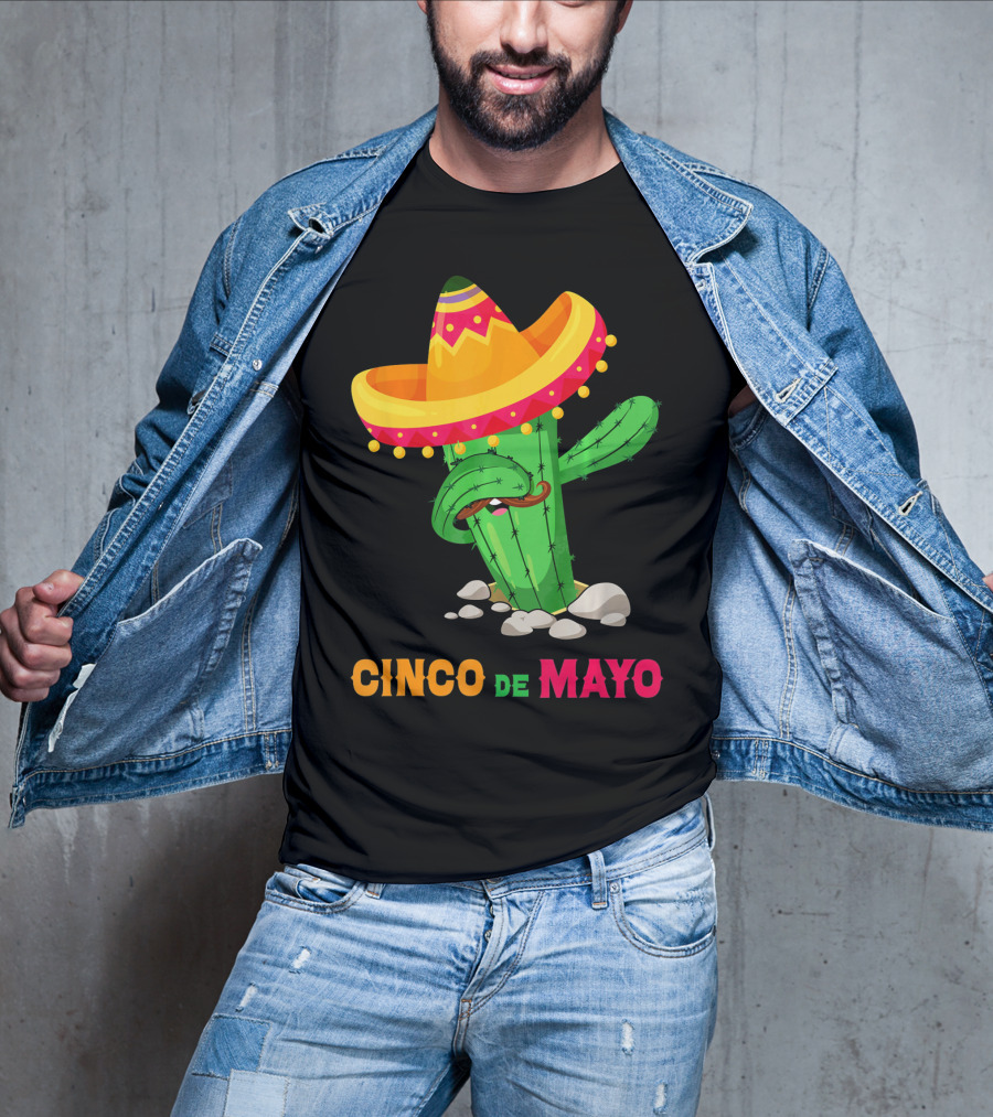 Cinco De Mayo Dabbing Cactus Sombrero T-Shirt