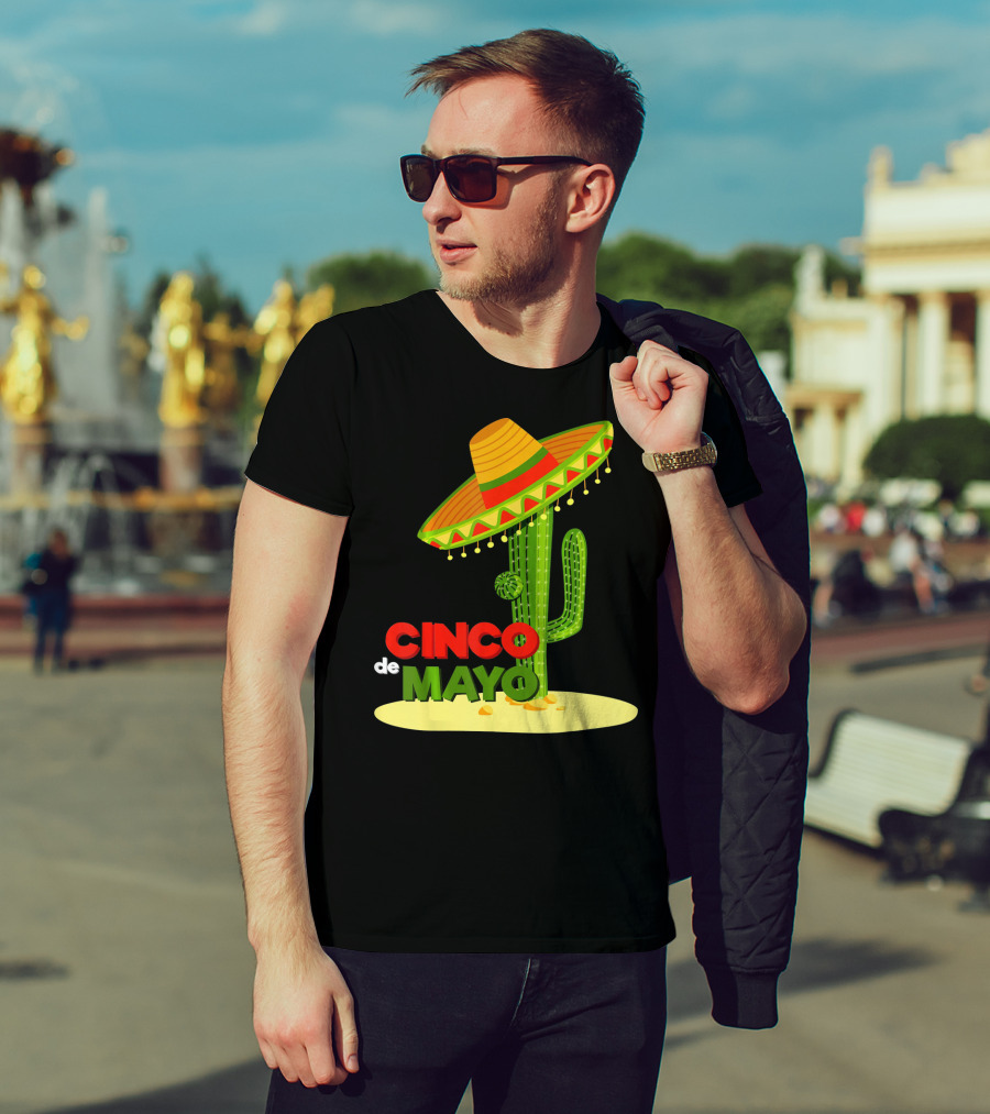Fiesta Cinco De Mayo Cactus With Sombrero T-Shirt
