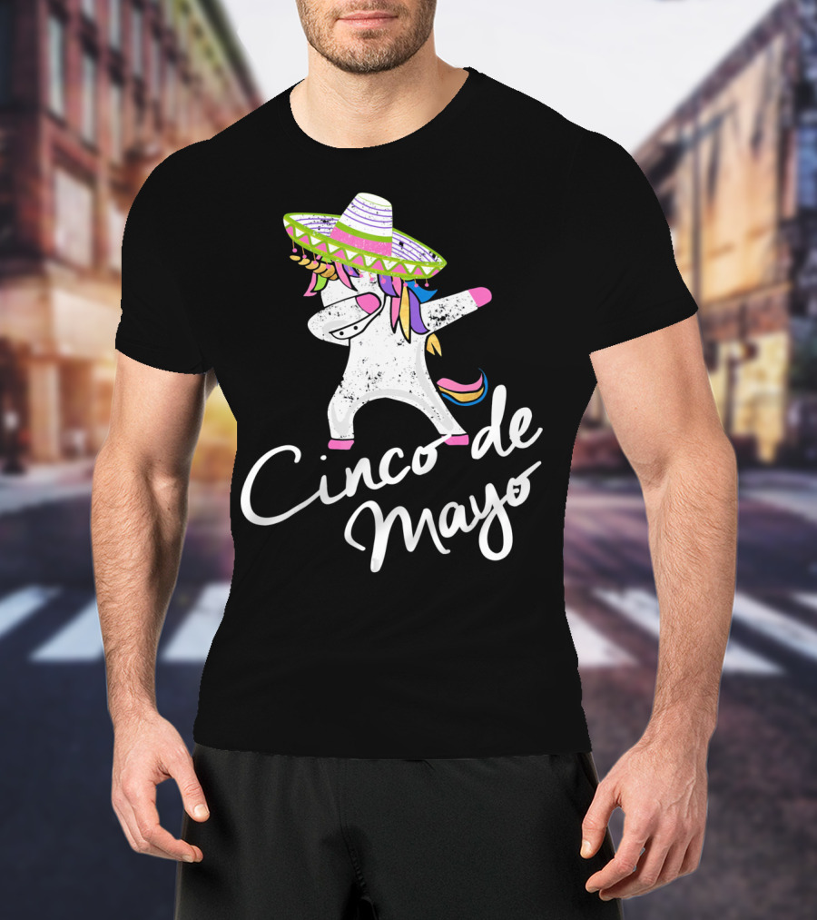 Cinco De Mayo Funny Dabbing Unicorn Sombrero T-Shirt