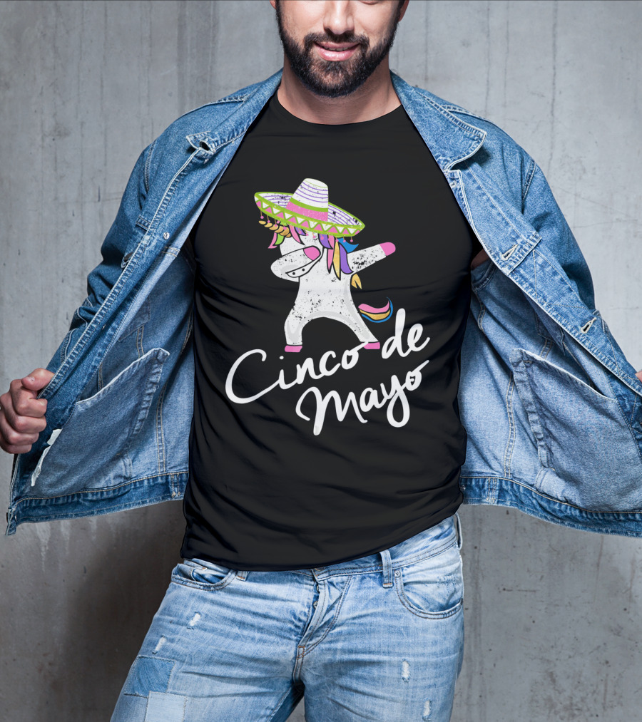 Cinco De Mayo Funny Dabbing Unicorn Sombrero T-Shirt