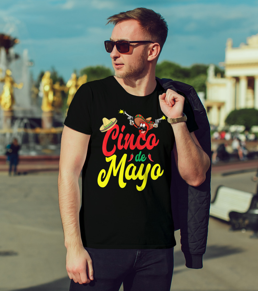 Cinco De Mayo Mexican Party Fiesta Sombrero Chili Pistols T-Shirt