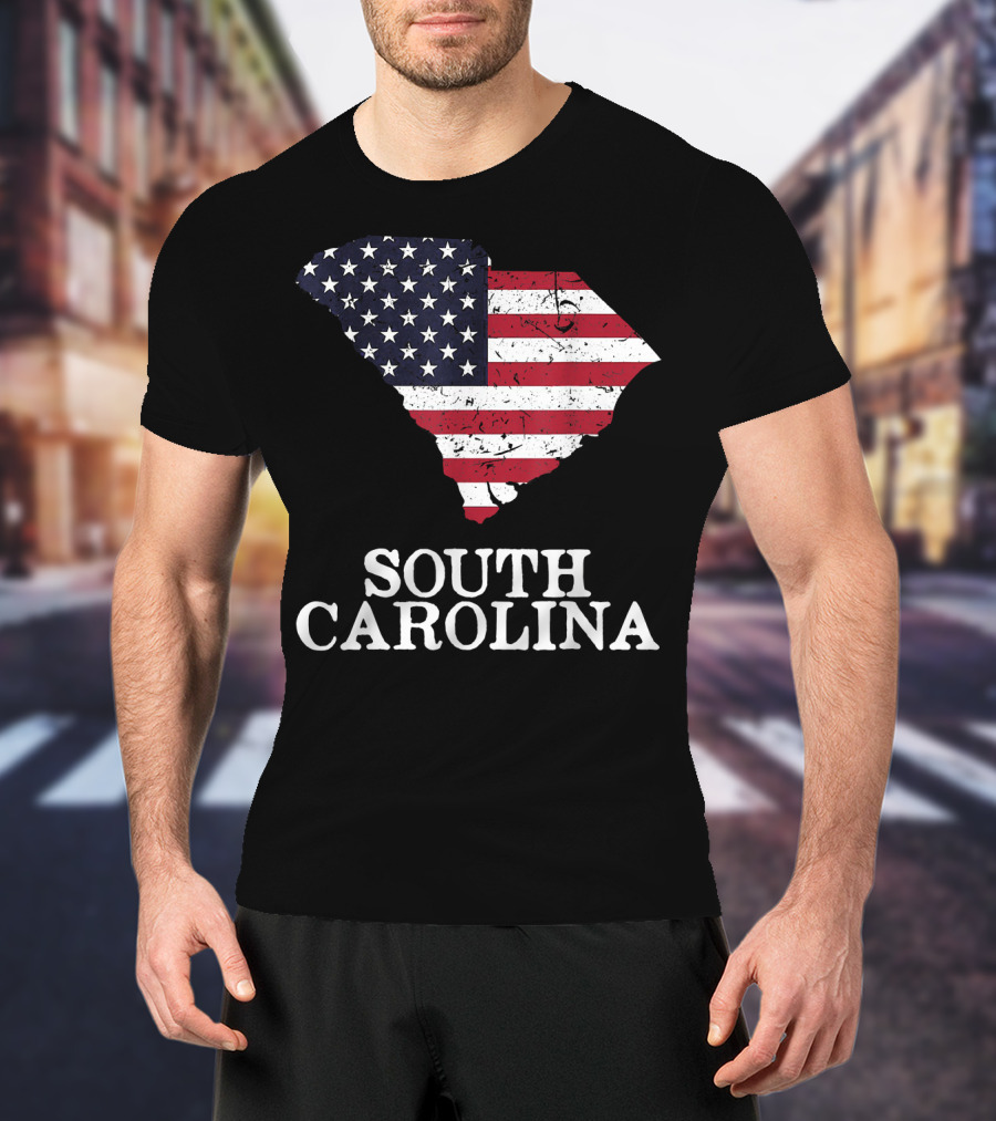 South Carolina Map With American Flag T-Shirt