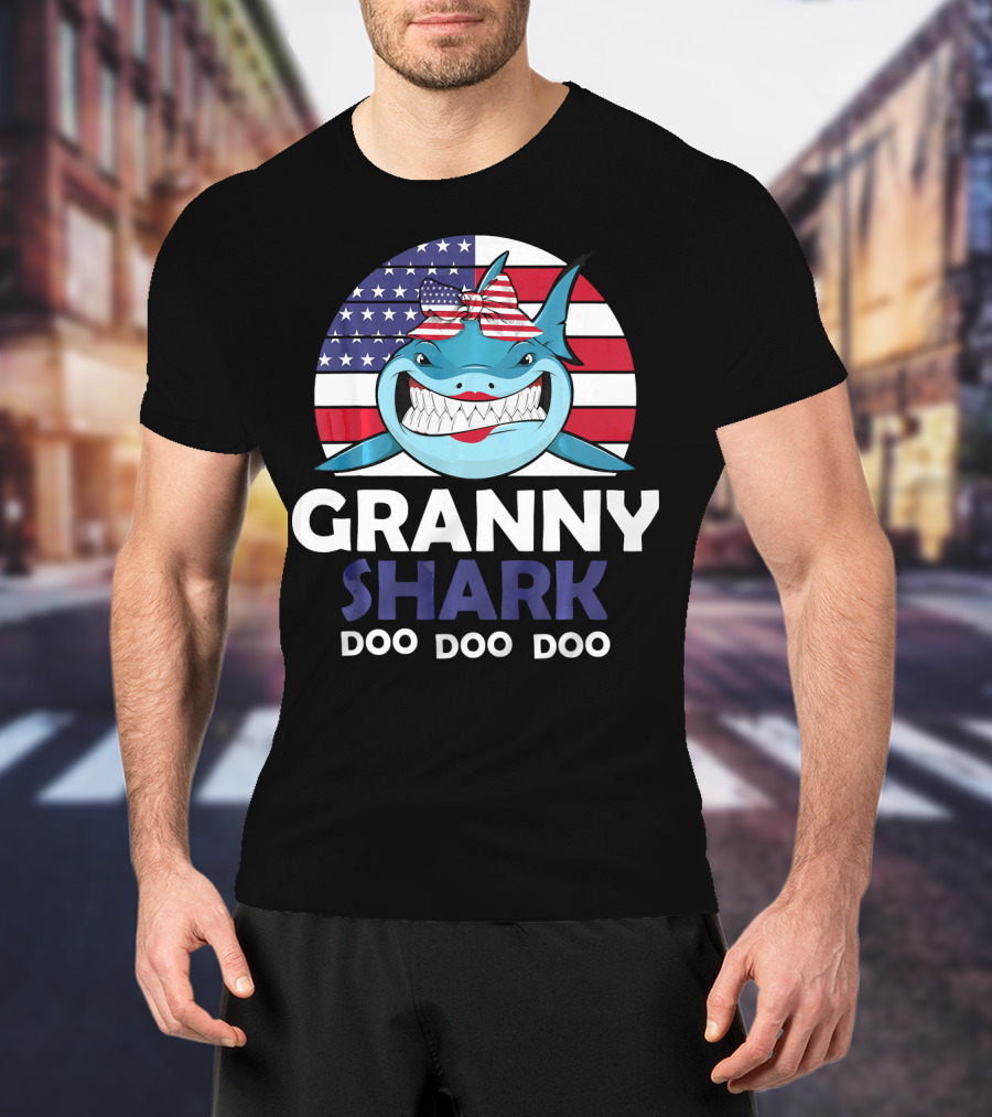 Granny Shark Doo Doo Doo American Flag Bow Women's Patriotic T-Shirt