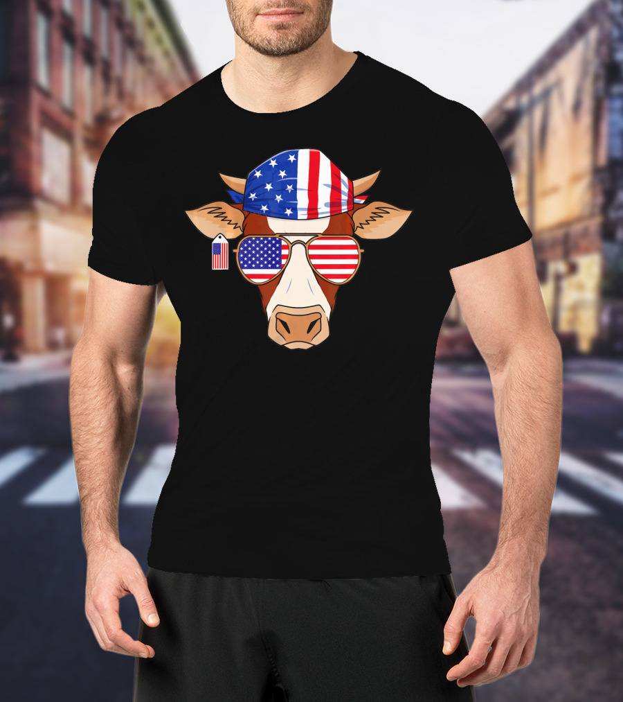 Cow Wearing American Flag Bandana And Sunglasses Fourth Of July Patriotic American T-Shirt