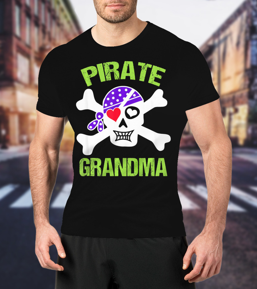 Pirate Grandma Skull With Bandana And Heart Eye T-Shirt
