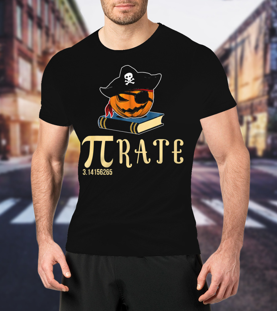 Pi Rate 3.14156265 Pirate Math Teacher Funny Pumpkin Halloween T-Shirt