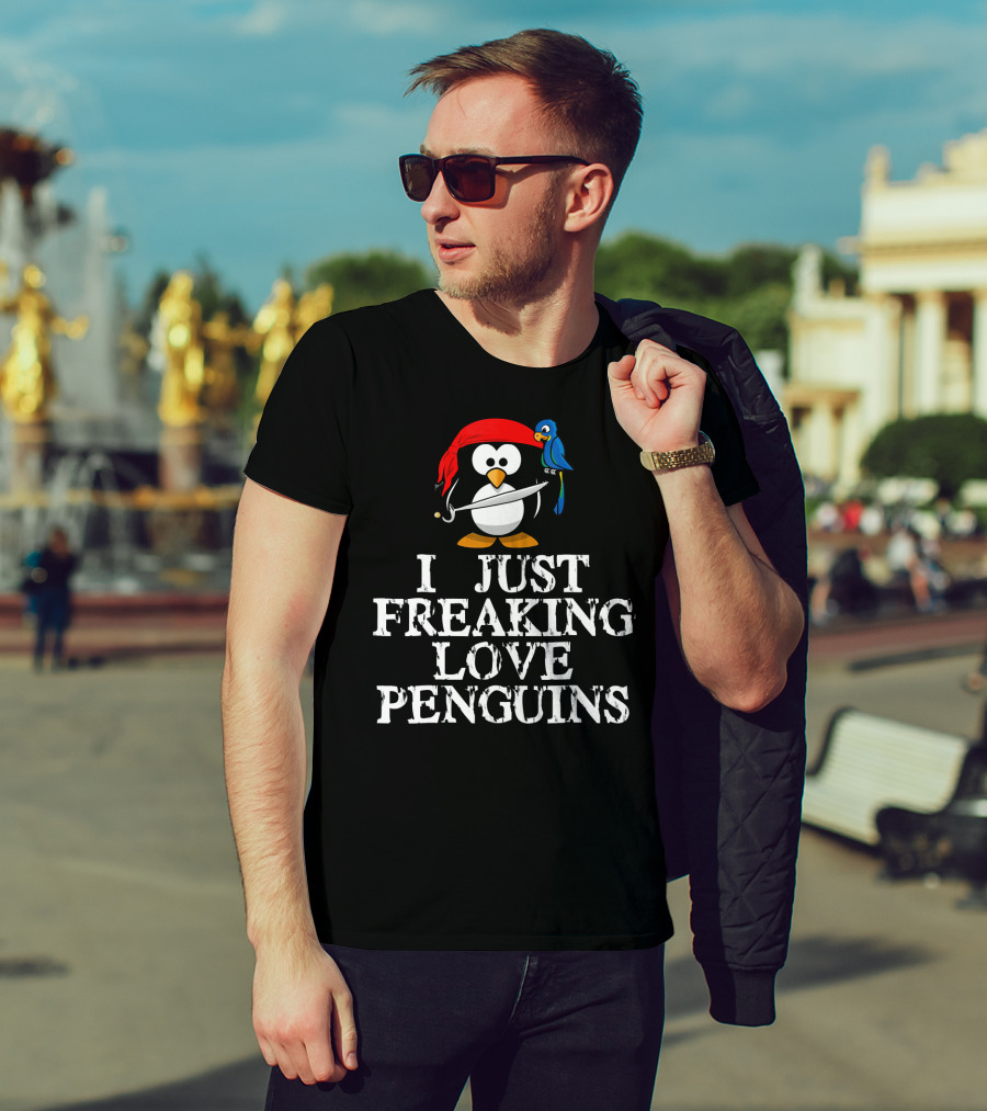 Pirate Penguin With Sword And Parrot - I Just Freaking Love Penguins T-Shirt