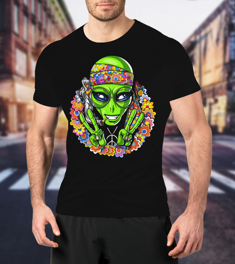 Hippie Alien Peace Sign Psychedelic Flowers Smoking Groovy T-Shirt