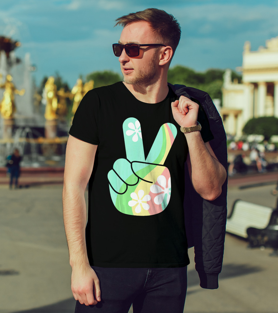 Retro Vintage Peace Sign Hippie 70s Flower Power Vibes T-Shirt