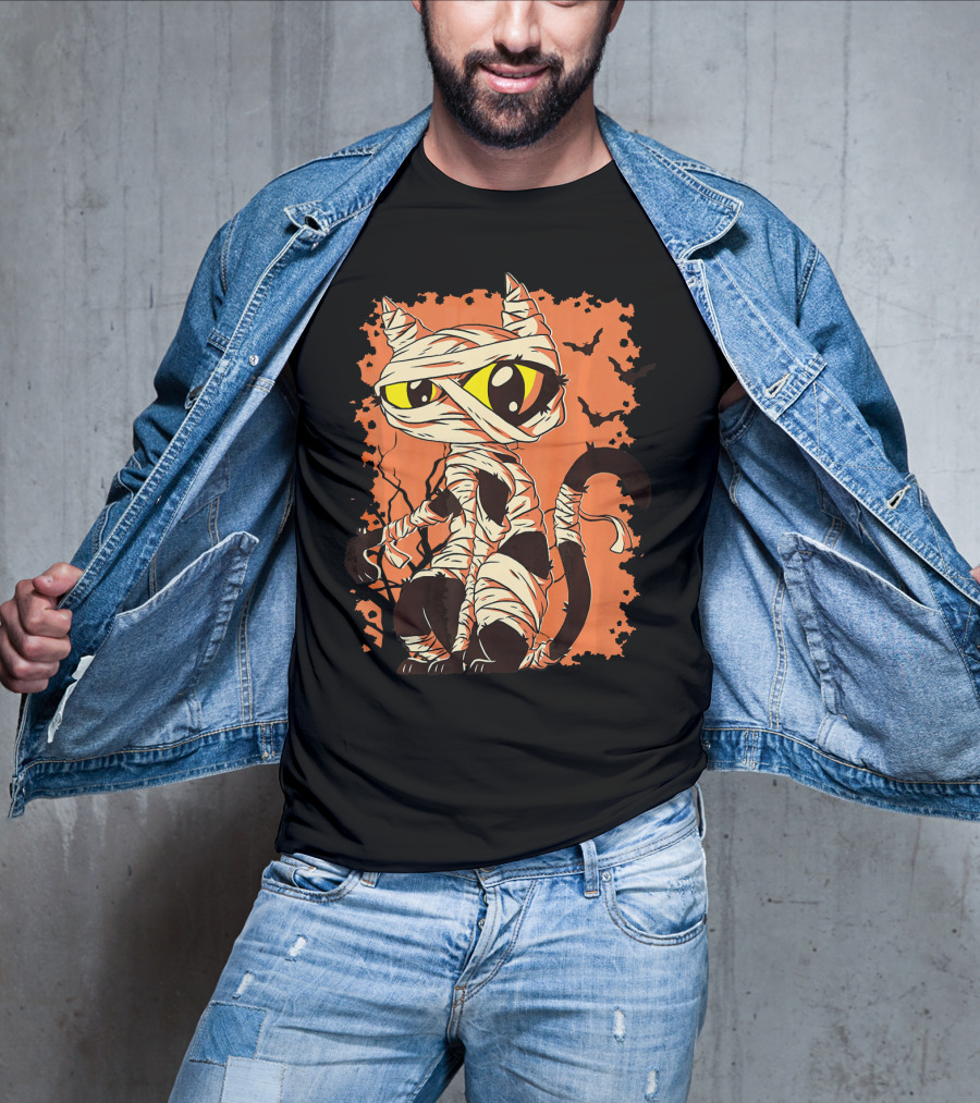 Mummy Cat With Yellow Eyes And Halloween Bats T-Shirt
