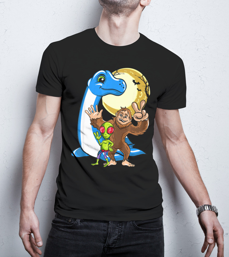 Bigfoot Sasquatch Loch Ness Monster Ness Alien Moon Scene T-Shirt