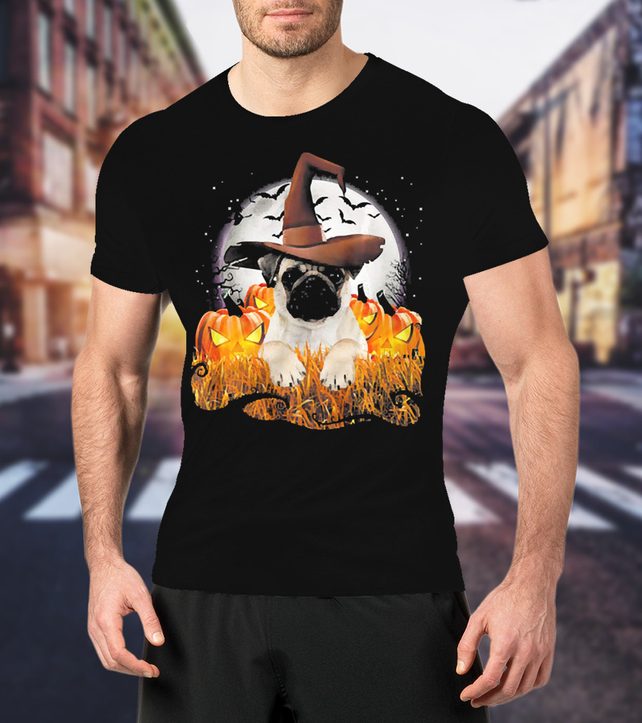 Funny Pug Halloween Witch Hat Pumpkins Moon Bats T-Shirt