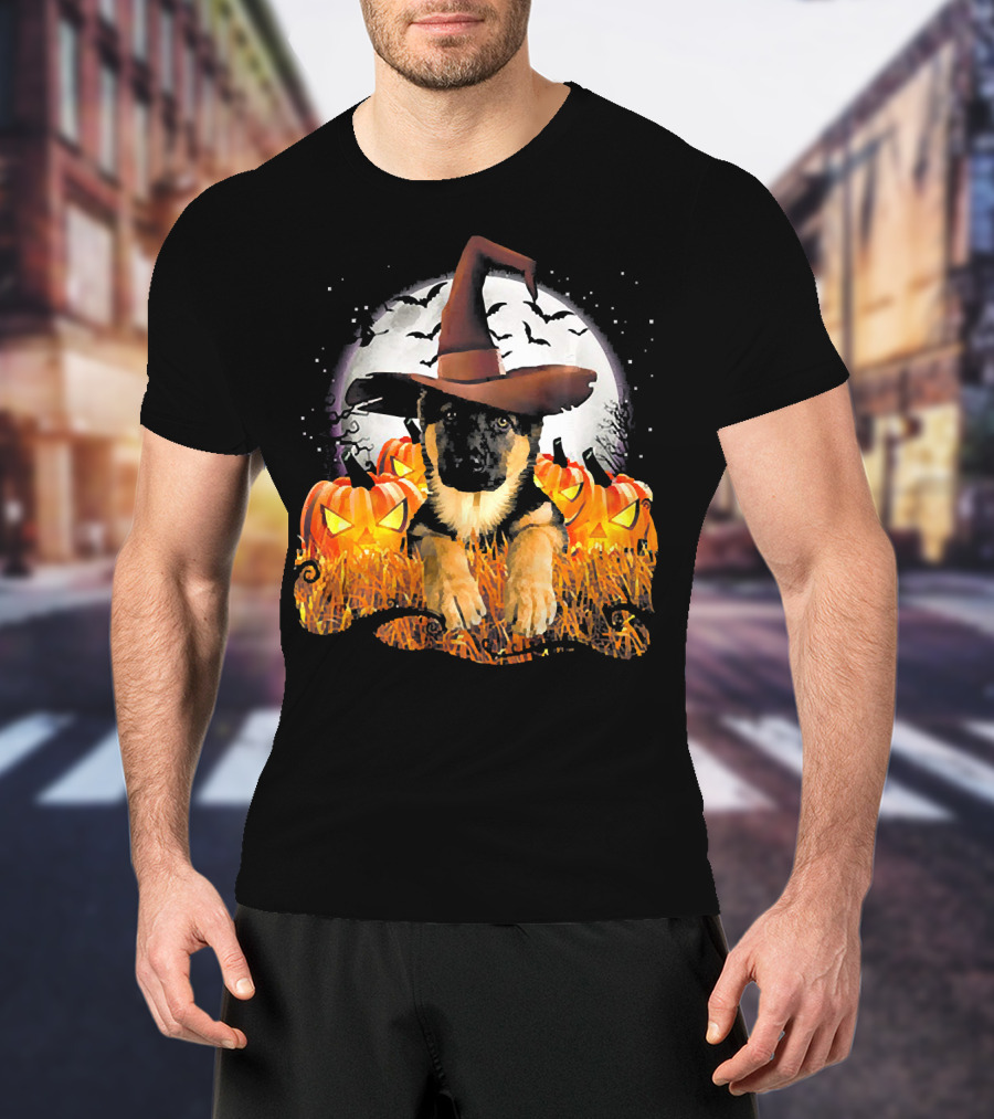 German Shepherd Witch Hat Pumpkins Halloween Moon Bats T-Shirt