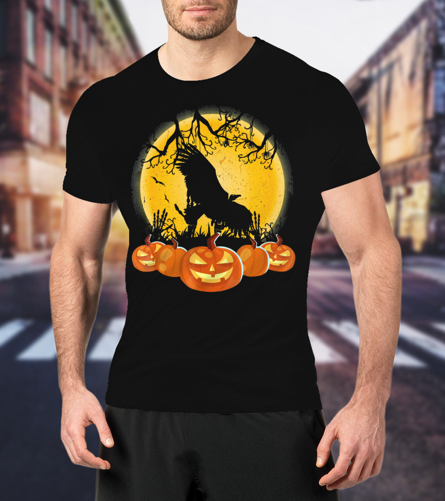 Vulture Silhouette With Pumpkins And Full Moon Halloween Scene T-Shirt